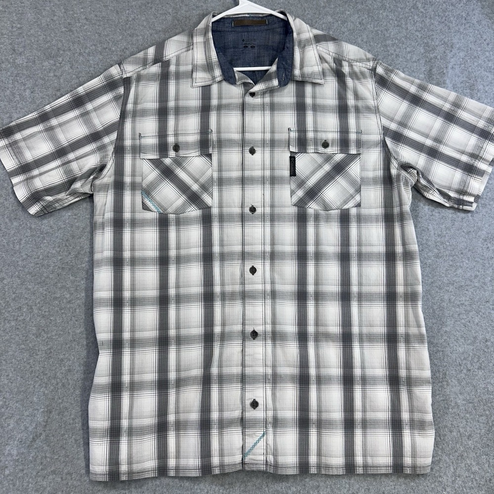 Columbia Men's XL Short Sleeve Plaid Button Down Shirt Gray Black